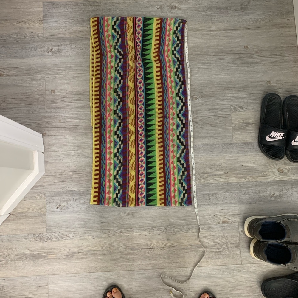 Colorful Geometric Pattern Scarf - Picture 4 of 7